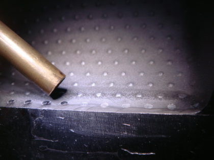レーザー溶接による金型のディンプル部再生
